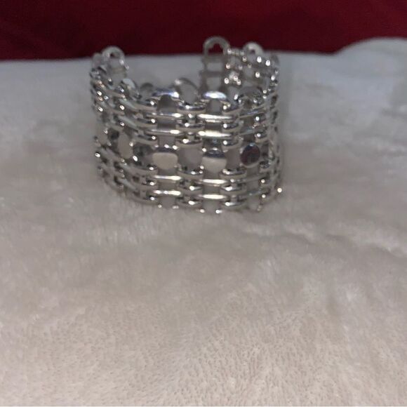 Silver tone Fashion Bracelet  - Picture 4 of 5